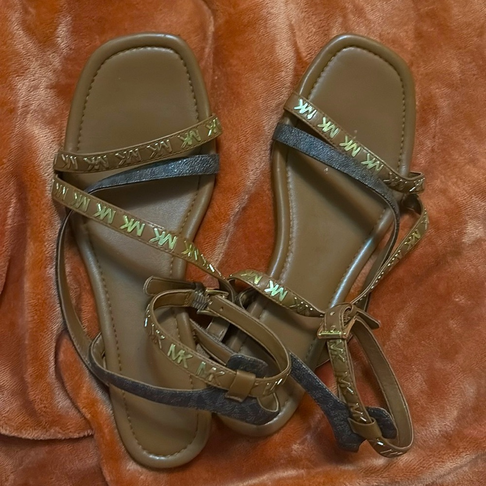 MK sandals